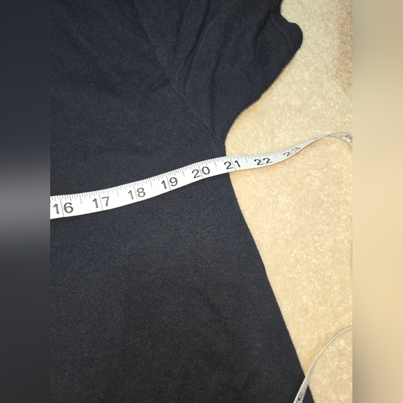 Gildan Women's L Black Graphic 13 Diva T-Shirt - Picture 8 of 11